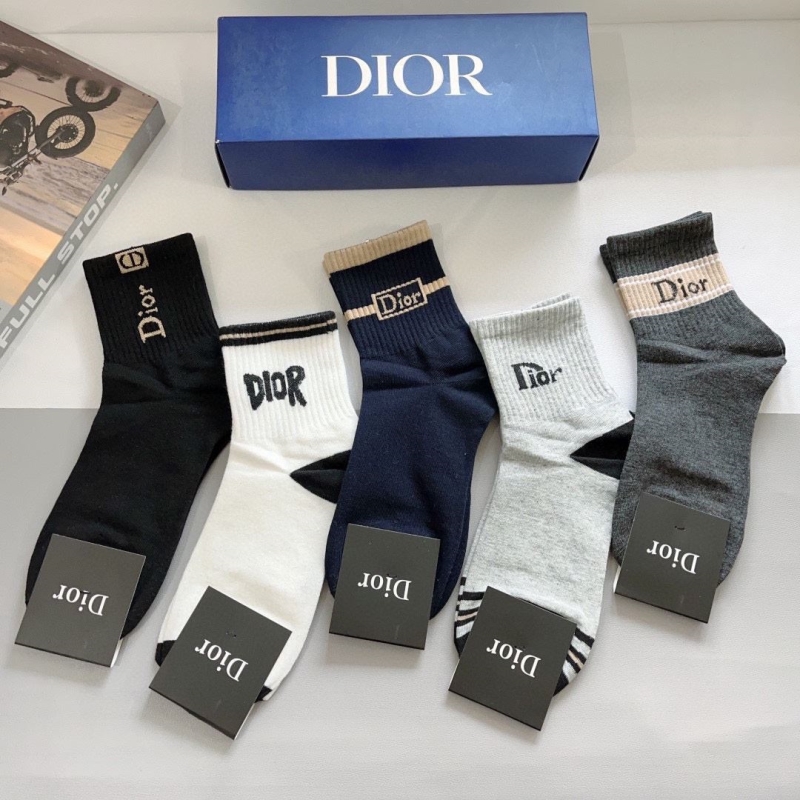 DIOR